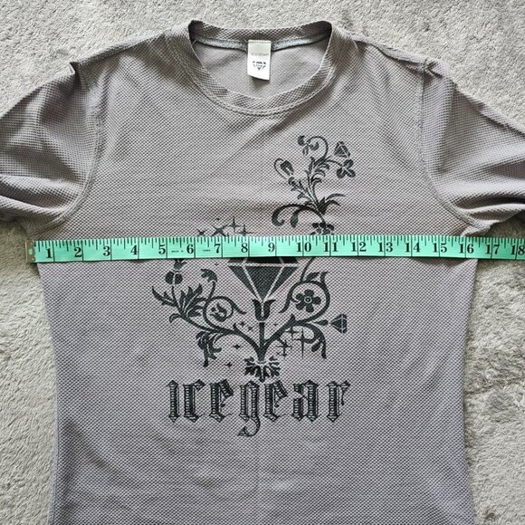 Women's Ice Gear Dry Fit Performance Long Sleeve, Size Medium - Picture 9 of 10